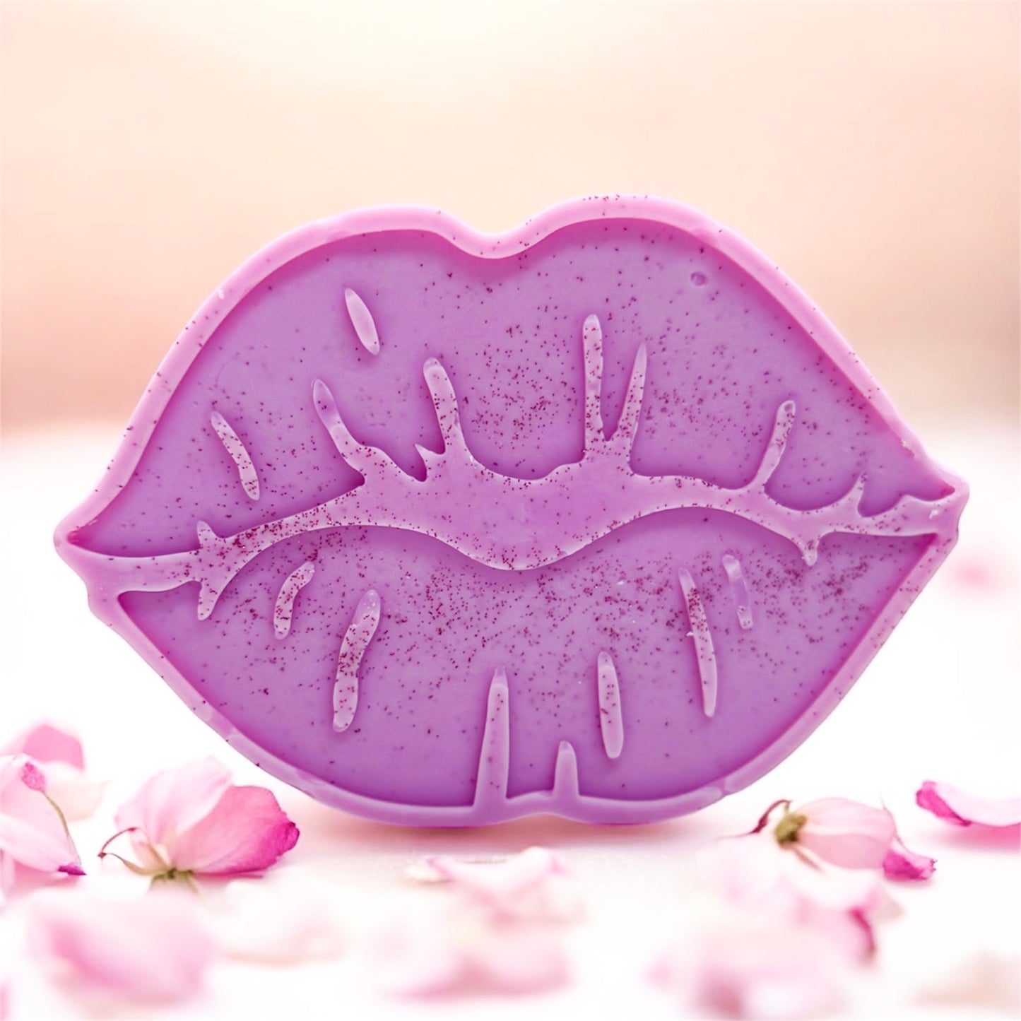 LARGE WAX MELT SHAPE LIPS