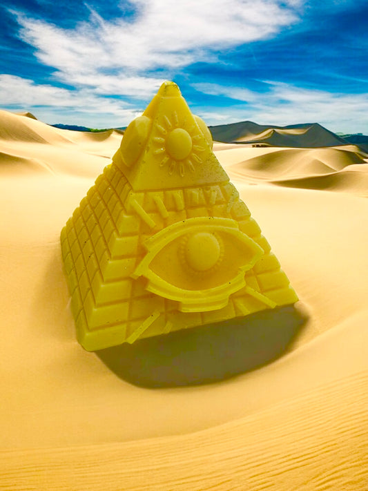 LARGE PYRAMID WAX MELT SHAPE