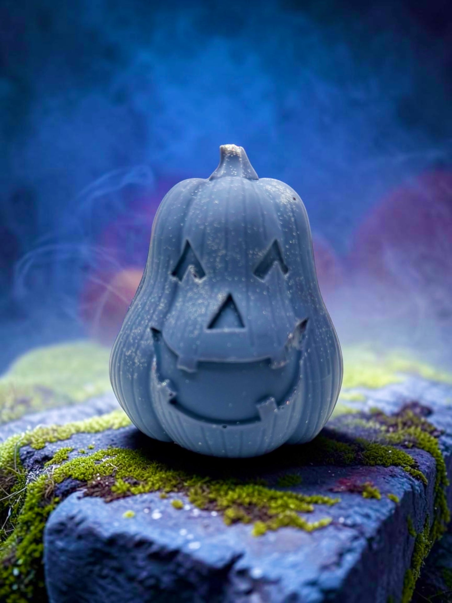 HALLOWEEN: 3d CHEEKY SMILING PUMPKIN WAX MELT