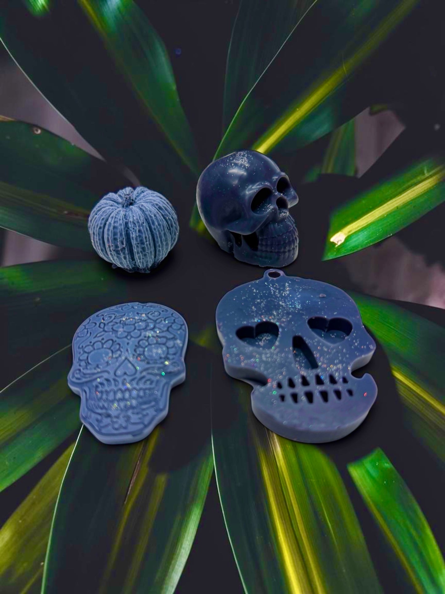 HALLOWEEN: MYSTERY 3d SHAPE WAX MELT SHAPE BOX