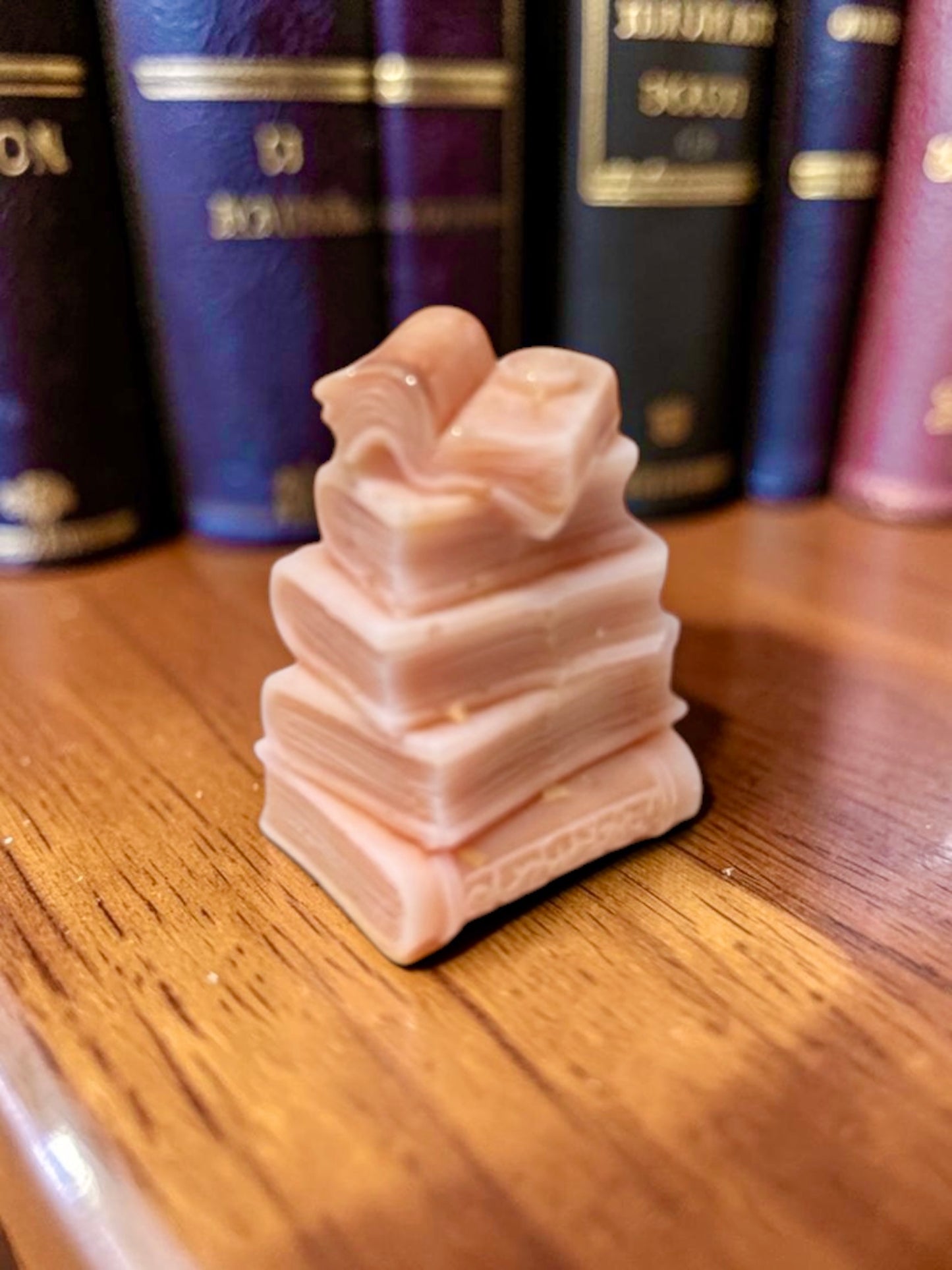 3d BOOK STACK WAX MELT
