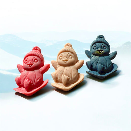 CHRISTMAS MEDIUM INDIVIDUAL 3d WAX MELT SHAPES: penguin, mitten gloves, trio snowman heads, tree etc